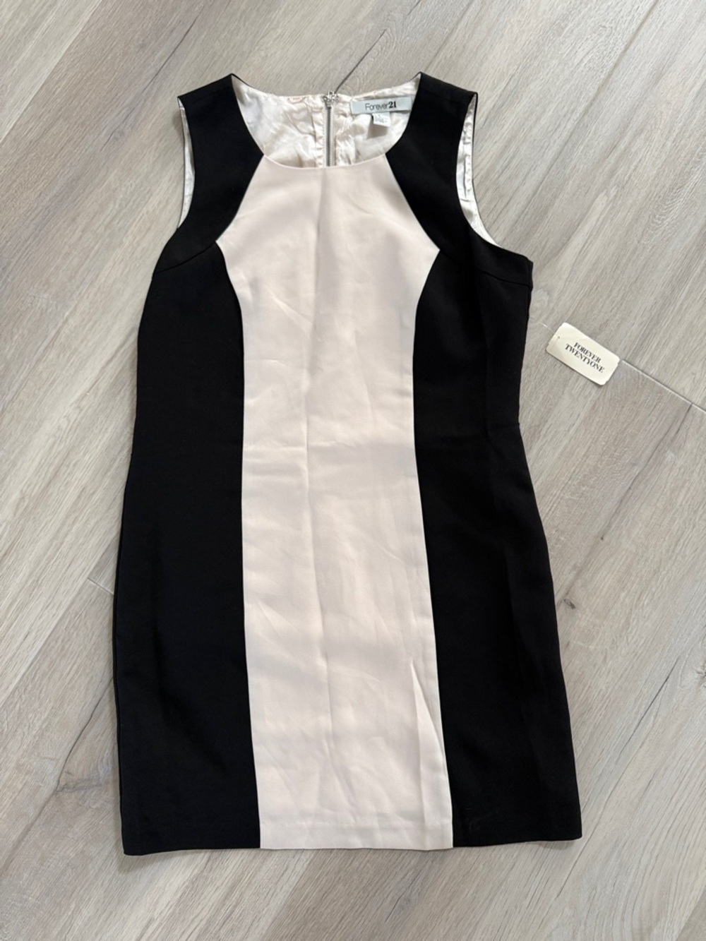 Forever 21 Black and Cream Sleeveless Colorblock Mini Dress